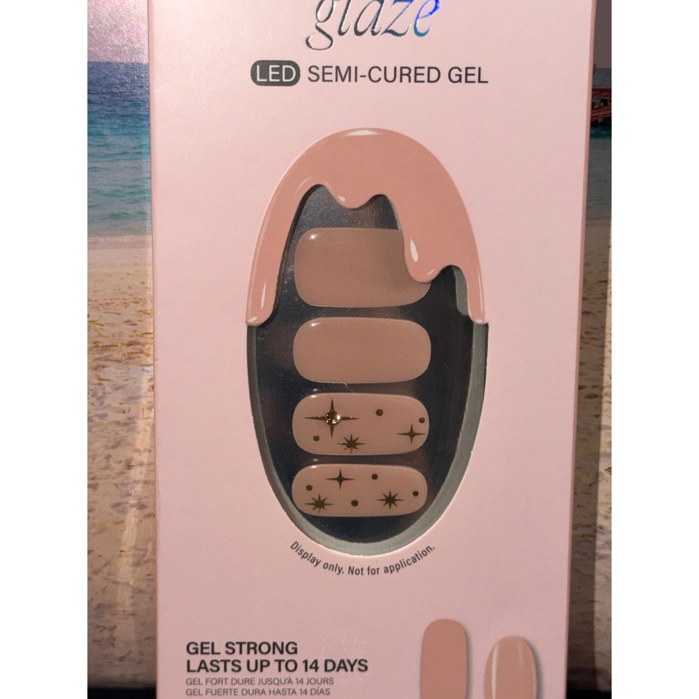 Dashing Diva Glaze Semi Cured Gel Nail Strips Magnificence Nude Gold Star